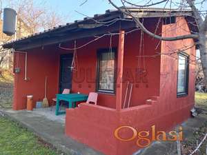 Vikendica, Gabrovački put, 23m2.