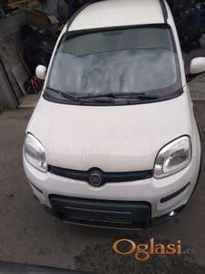 Fiat panda 3 farovi Originalni delovi  Moguca ugradnja delova  Alfa Romeo 147-156-166-159-GT-MiTo-Giulietta Fiat bravo 2 - croma -grande punto -multipla 2 -punto 3 -stilo-idea Freemont Lancia ypsilon-delta-musa-lybra  Ukoliko zelite da porucite Posaljite poruku preko sms poruke ili pozovite na telefon 0616115961