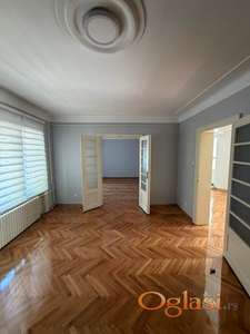 CENTAR, RADNIČKA 84m, TROSOBAN, PRAZAN