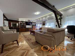 Fenomenalan, centar!