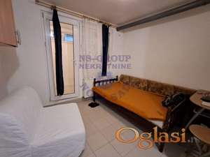 Garsonjera na Bulevaru Evrope!