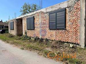 Plac sa zapocetim objektom-Veternicka rampa