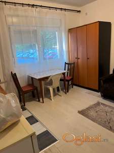 Garsonjera Rumenački put