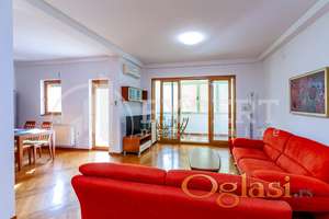 Odličan komforan četvorosoban stan 102m2,  centar - kod  Dušanovog bazara, 1.sprat