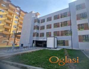 Izdajem parking mesta u Rumi, ul.15.Avgust