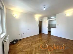 Jednoiposoban stan odličnog rasporeda