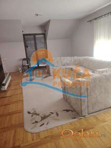 Izdaje se odličan duplex stan, kod Crvenog Pevca, 150m2