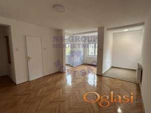 ****JEDNOSOBAN STAN 30m2 NA LIMANU 4****