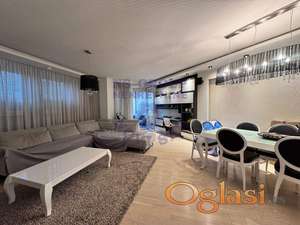 Lux, četvorosoban stan - Lipov gaj! *Kompletno namešten*