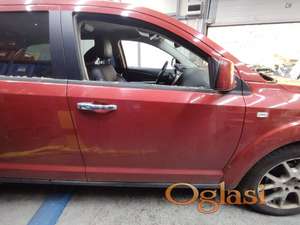 Fiat Freemont prednja desna vrata crvena kod boje PRH-Deep cherry red crystal pearl - crvena