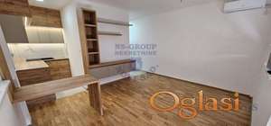 Fantastičan polunamešten stan na Adicama.