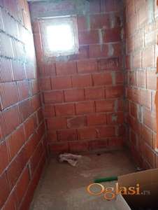 Stan u izgradnji u perspektivnom delu grada