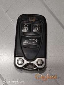 Alfa Romeo 159 kljuc Originalni delovi  Moguca ugradnja delova  Alfa Romeo 147-156-166-159-GT-MiTo-Giulietta Fiat bravo 2 - croma -grande punto -multipla 2 -punto 3 -stilo-idea Freemont Panda 3 500L 500 500x Lancia ypsilon-delta-musa-lybra Volkswagen Golf 6  Audi a3 2012-2020 Volkswagen Passat B7  Ukoliko zelite da porucite Posaljite poruku preko sms poruke ili pozovite na telefon 0616115961
