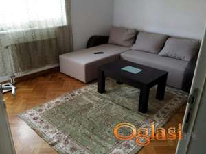Grbavica trosoban namešten stan