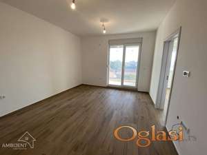 Prelep, dvosoban stan u Novim Banovcima, 43m2