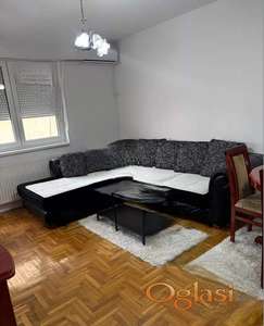 Jednoiposoban stan na Detelinari