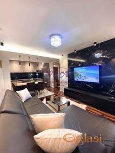 Novi Sad, Sajmiste, lux dvoiposoban stan