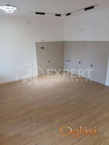 3.0, Stan u kući, Duvaniište