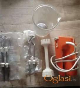 Neupotrebljavan kuhinjski mikser "AKA R1310"