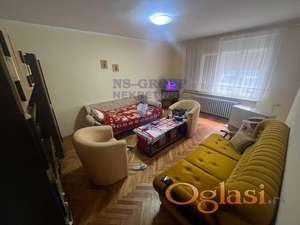 Odlična spratna kuća na Novom Naselju!