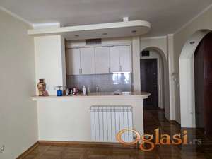 Prelep, svetao 2.5 stan sa velikom terasom na Miljakovcu – Vukasovićeva (57m²)