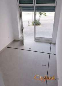 PRAZAN ULIČNI LOKAL NA PROMETNOM MESTU - PODBARA