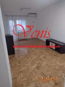 Bulevar oslobođenja - ul Milana Toplice 48 m2 -300 Evra ID#2677