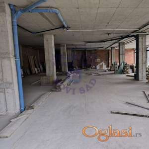 Izdaje se, veoma lep, veliki, nenamešten lokal na Telepu.