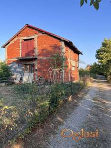 Kuća P=120m2,plac 6.62 ara u Čamurliji ID#2307