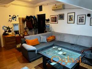 Ekskluzivna lokacija – Stari grad | Komforan, svetao stan sa terasom 10m²