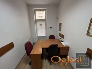 Ulični lokal!  Grbavica - Gogoljeva!