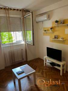 KOMPLETNO NAMEŠTEN STAN – NOVI SAD, ULICA KOSTE RACINA