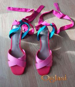 Stradivarius stikle