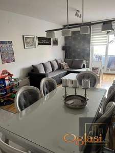 Kompletno namešten stan ! Branka Bajića