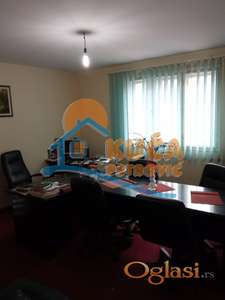 Izdaje se poslovni prostor preko puta zone 3