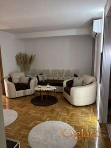 Izdaje se stan pored hotela NEW CITY