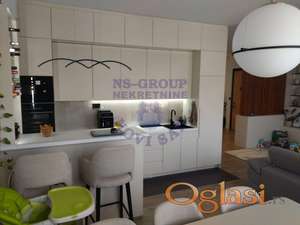 Četvorosoban stan u Petrovaradinu,93m2