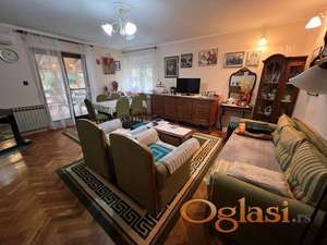 Sremska Kamenica, Bocke, samostalna kuća, 276m2