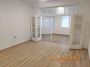 Kompletno renoviran stan na odličnoj lokaciji