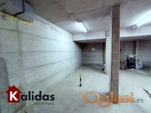 Novi Sad, Podbara, 12 m2 garažno mesto