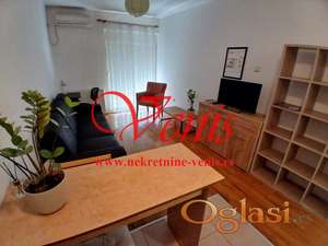 GRBAVICA ul. Trg Komenskog 27 m2 – 300 Evra ID#2799