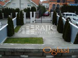 Voždovac,Vojvode Vlahovića 140m2-plac+parking #1722