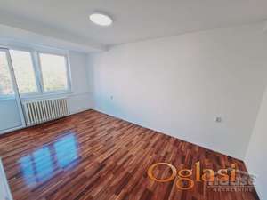 STAN - NOVI SAD - BULEVAR - 40m2 - 93200 evra