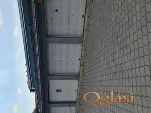 Izdajem garažu u centru Novog Sada ulica Jovana Subotića 21.