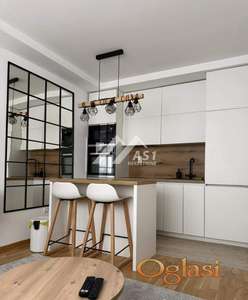 Izdajem LUX jednoiposoban stan na Limanu III !!! ID#5784