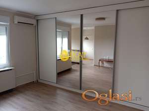 Julino brdo, 50 m² polunamešten stan ID#4619