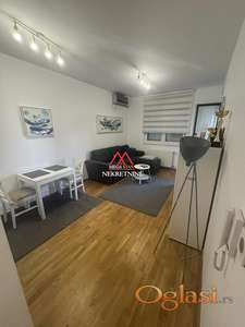 Jednoiposoban stan - 42m2 - Adamovićevo naselje