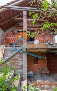 Vikendica, Delijski Vis, 80 m2