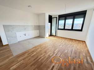 NOV USELJIV TROSOBAN!