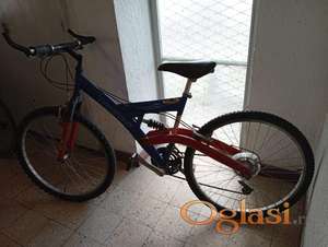 PRODAJEM OČUVAN  BICI NOVE GUME I SERVIS